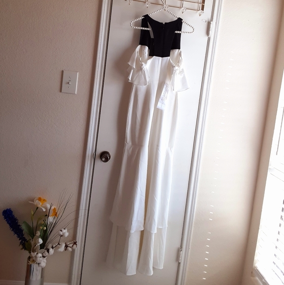 BCBGMAXAZARIA GOWN Maxi Dress White Black - Picture 7 of 8